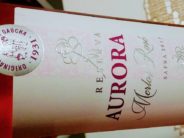 Aurora lança rosé Reserva produzido com Merlot